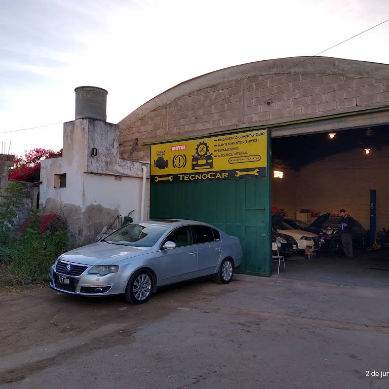 Cambio de imagen con Traficline en taller mecánico de la Rioja