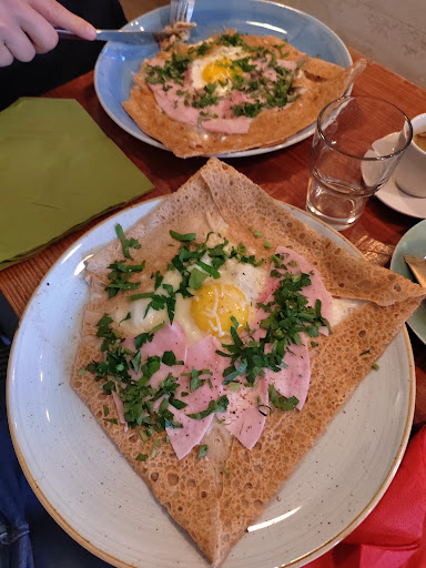 Cado's Cafe & Creperie Gallery - Germany