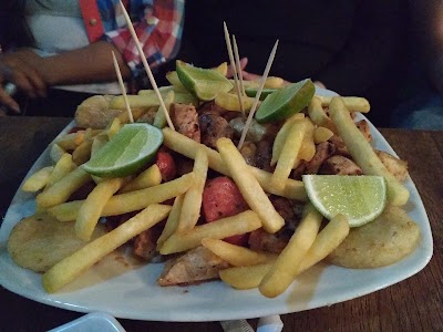 Photos of Alkimia Cocktails and Food