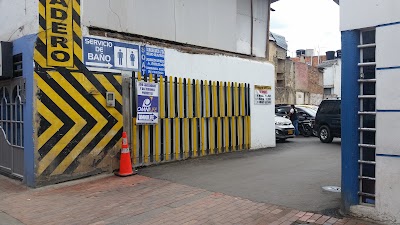 Photos of Parqueadero Central