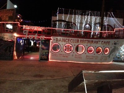 Photos of Down Town Tota