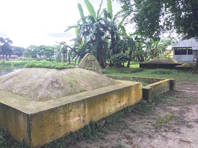 Photos of Isha Khan Mosque Jangalbari
