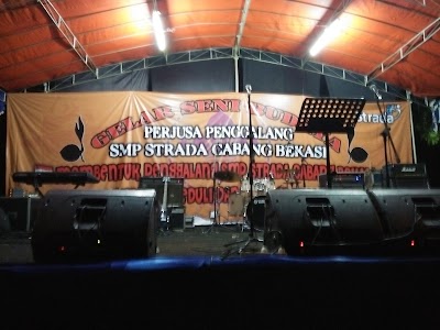 Photos of Silas Papare Camp