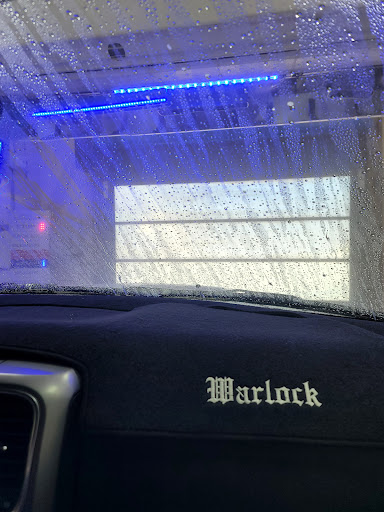 Black Dog Car Wash - Thumbnail