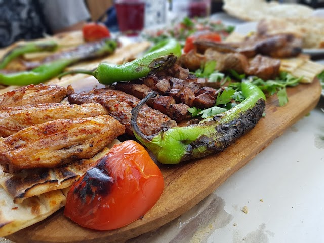 Cihangir Kebap Kaburga