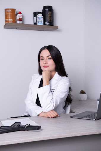 Nutrióloga Lucia Cervantes