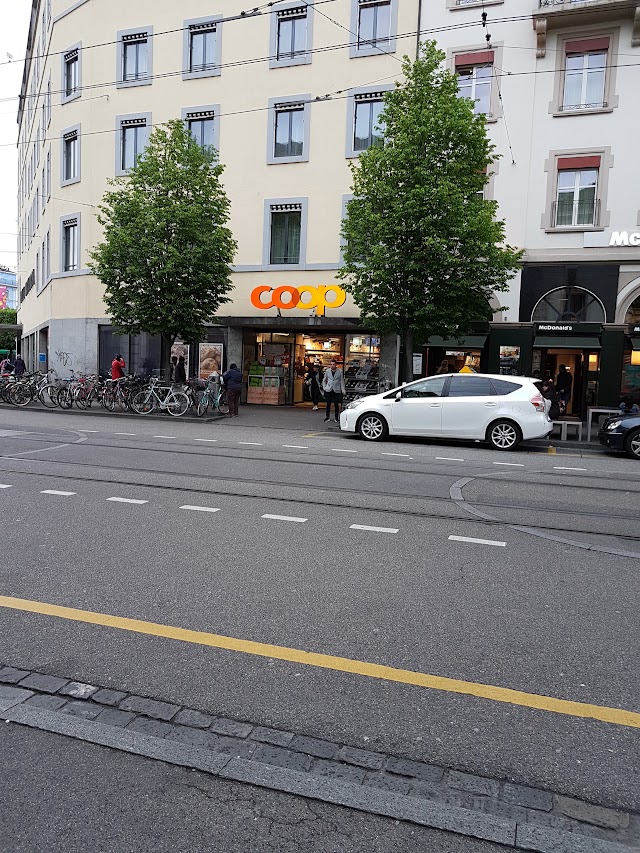 Coop Basel Bahnhof SBB