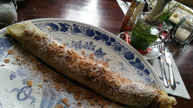 Pannenkoekenhuys Oudt Leyden B.V.