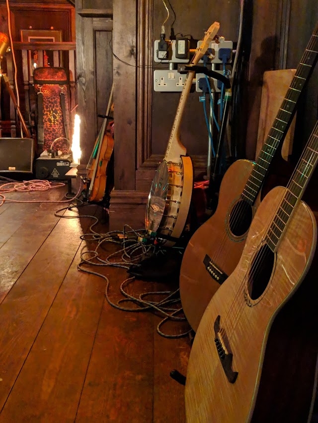 Molly Malone's Irish Tavern