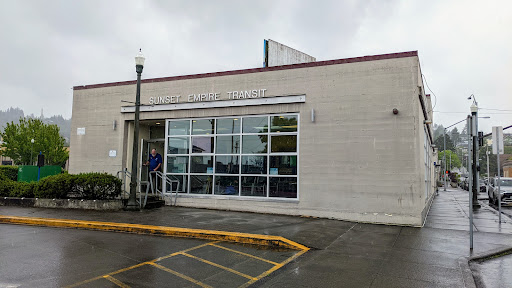 Astoria Transit Center