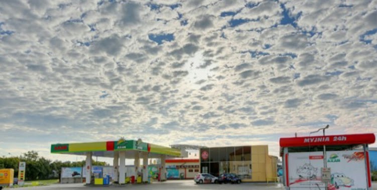 AXAN - Petrol Station, Author: Dude Bazinga