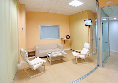 Clínica Dental J. Queraltó | Dentista en Sevilla