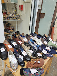 Photo n°24 de Mariejess chausseur Spécialiste Pieds Sensibles , Grandes Largeurs, Petites et Grandes Pointures à Clermont (Magasin de chaussures)