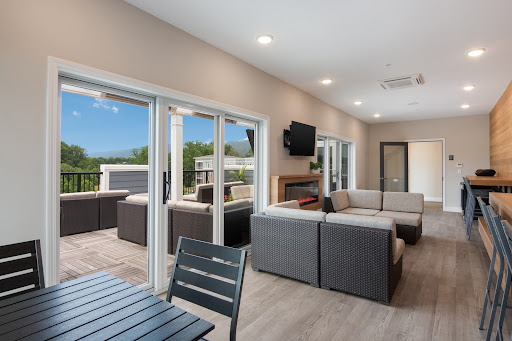 The Summit Apartment Homes - Thumbnail