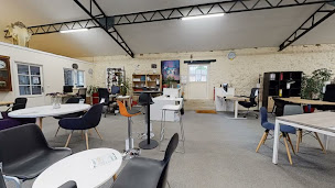 Photo n°2 de Allée du Bureau à Crespières (Magasin de meubles de bureau)