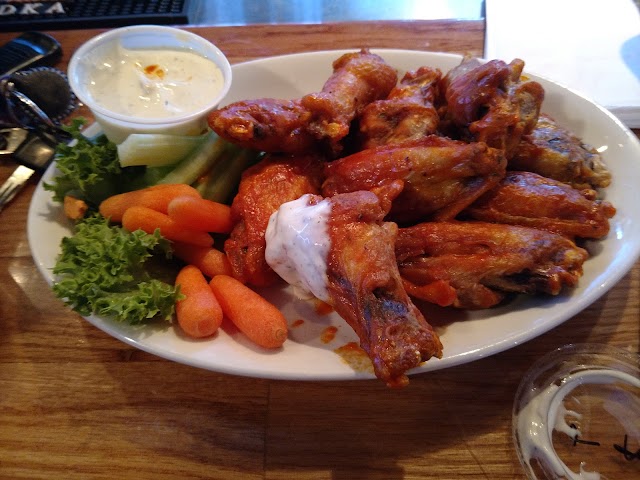 Oasis Restaurant & Lounge