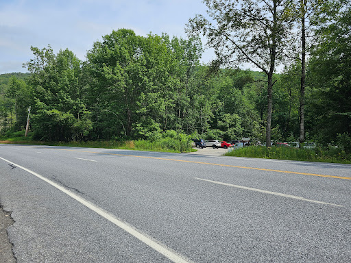 Green Mountain National Forest & Appalachian National Scenic Trail Parking Lot - Thumbnail