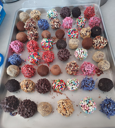Lisa's Bakery - Visual