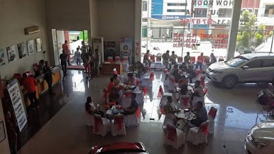 Photos of DEALER NISSAN DATSUN