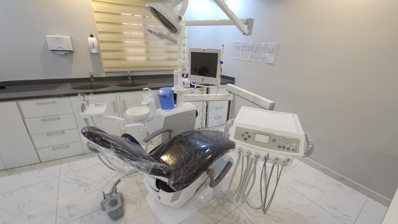 مجمع فجر كلينك لطب الاسنان - صورة 2