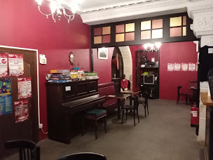 Photo n°2 de Cafe culturel et associatif le Chat Pline à Thiviers (Café)