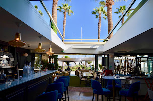 Photo n°1 de Auberge du Port à Bandol (Salon de thé)