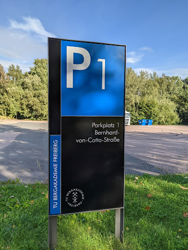 P1 Campus-Parkplatz - Thumbnail
