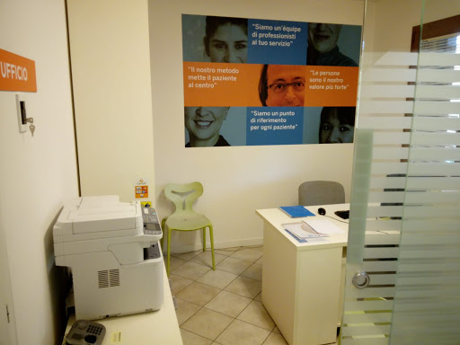 Medicenter Dentista Carlino - Il tuo Dentista di Famiglia - Thumbnail