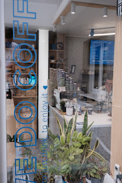 Long Talk Coffee by null