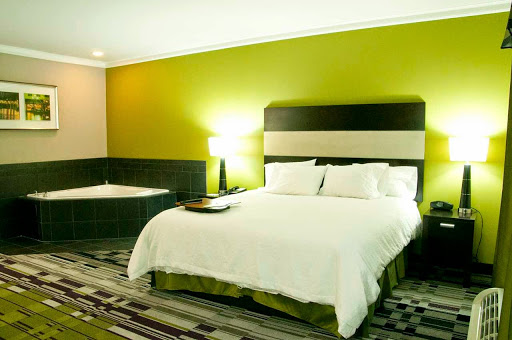 Hampton Inn by Hilton Leesville Fort Johnson - Thumbnail