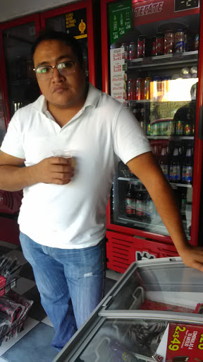 SIX - Micheladas EL MEEN - Thumbnail