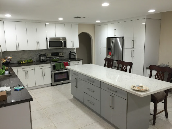 Pro Kitchen Cabinets