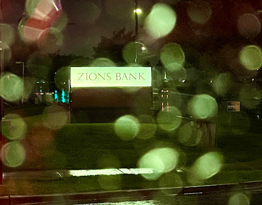 Zions Bank Sandy/Southtowne - Thumbnail