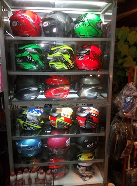 Rudi Helmet Shop, Author: muhammad islahudin