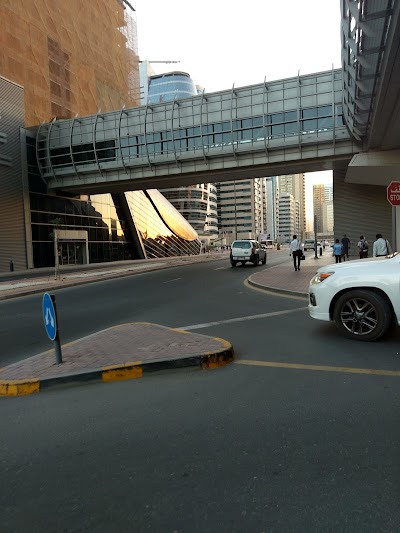 Photos of Dubai Internet City Metro Station Landside