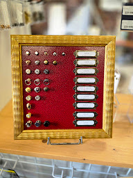 Photo n°20 de Cadre et Lumiere - Atelier Ludo à Saint-Maurice-Montcouronne (Magasin d'encadrement)