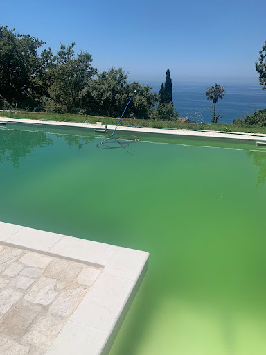 CWT Piscine - Thumbnail