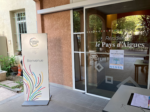 Photo de Fondation Partage et Vie - EHPAD Le Pays d'Aigues - La Tour d'Aigues à Pertuis (84120)