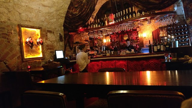 Restaurant The Piano Rouge