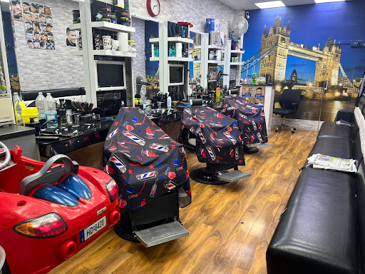 G Andrews Unisex Hair Salon - Thumbnail