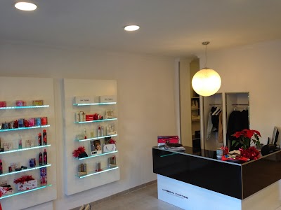 Photos of Peluqueria Massimo Cortes Estepona