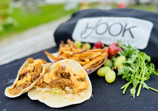Off the Hook Roadside Eatery Gallery - United States
