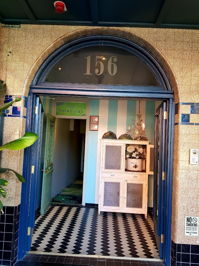 Royal Hotel