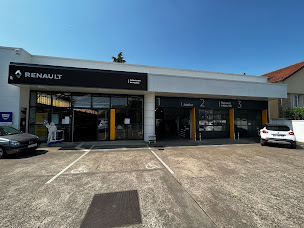 Photo n°2 de Renault / Dacia - Agence Relais de Brie des Nations à Champs-sur-Marne (Atelier de réparation automobile)