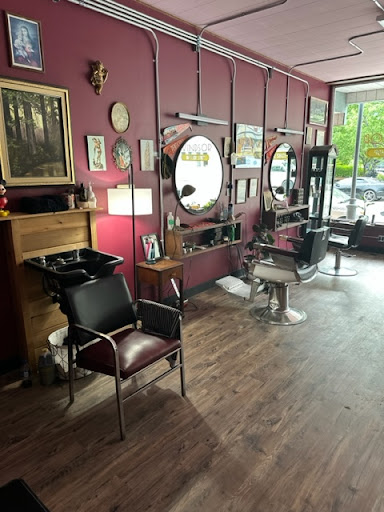 Windsor Barber Castlegar - Thumbnail