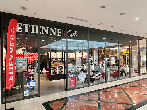ETIENNE Coffee & Shop