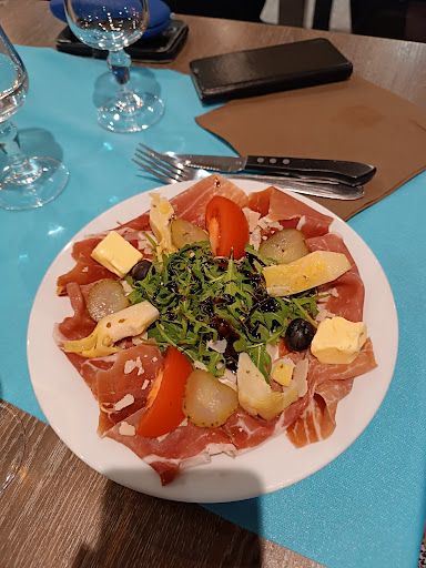 Modena Restaurant - Pizzeria - Thumbnail