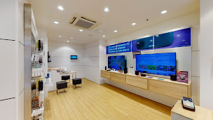 Photo n°17 de Boutique SFR Beauvais Carnot à Beauvais (Opérateur téléphonique)