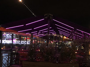 Photo n°24 de Perrin Stores & Menuiseries - Véranda Veranco - Terre de Fenêtre à Marnaz (Constructeur d'abris de jardin)