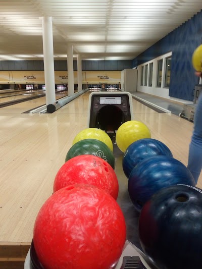 bowling-alley